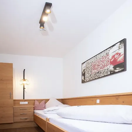 Alpenherz Appartement *